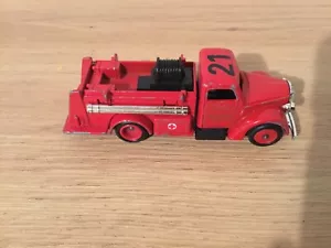 Diecast Fire Truck Made In England by Lledo PLC - Picture 1 of 7