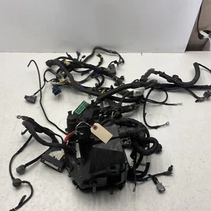 15-18 JEEP RENEGADE 2.4L ENGINE BAY WIRE HARNESS & FUSE BOX FRONT WHEEL DRIVE - Picture 1 of 14