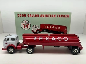 First Gear Texaco White 5000 Gallon Aviation Tanker #19-2202 Truck. - Picture 1 of 9