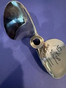 Signature 11 1/8 X 15 mano izquierda dos hojas V-Drive hoja hélice 1" cónico - Imagen 1 de 4