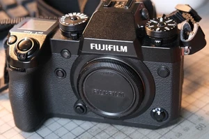 Fujifilm X-H1 spiegellose Kamera Systemkamera - 340 mech. Auslösungen ++TOP++ - Bild 1 von 11