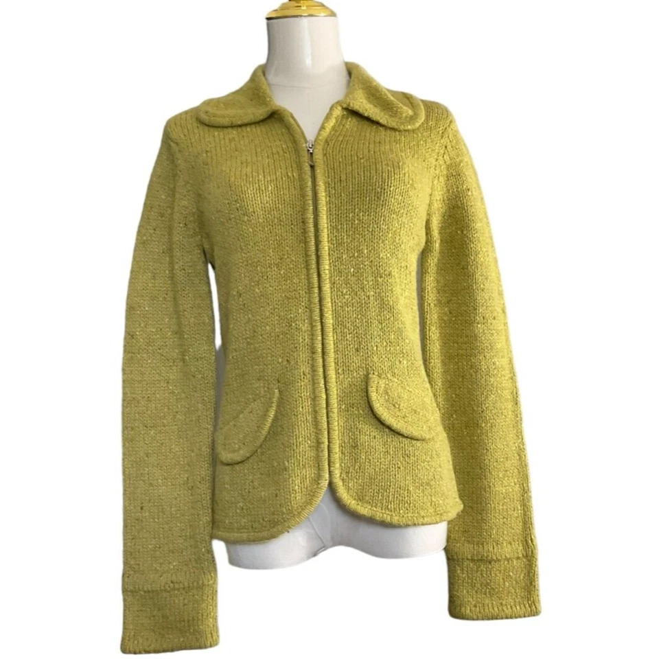 Cárdigan suéter tejido verde con botones Liz Claiborne talla pequeña    Foto 1 de 4