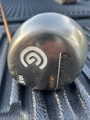 Cleveland Launcher 400 Driver 10.5* Launcher Gold 55g R Flex RH Grip Is Worn - Image 1 of 4