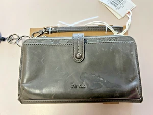 The Sak IRIS convertible crossbody/clutch/wristlett, NEW with stain - Picture 1 of 4