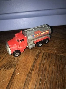 V TG Hot Wheels 1979  Peterbilt Tank Truck.   Railroad Workhorses. Used Diecast - Picture 1 of 4