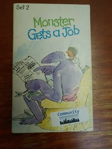 Monster Gets a Job by Ellen Blance & Ann Cook 1976 Trade Paperback Bowmar/Noble - Foto 1 di 7