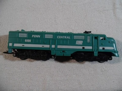 Locomotora diésel central vintage Marx calibre O # 4000 Penn una unidad alimentada Foto 1 de 4
