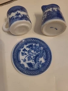 Miniatur Teeservice 3-teilig, asiatisch schöne blaue Szene - Bild 1 von 7