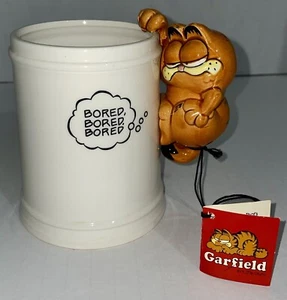 1981 Garfield Jim Davis "Bored, Bored, Bored" Garfield Hängegriff Becher mit Etikett - Bild 1 von 8
