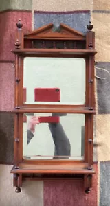 small victorian mahogany mirror backed set of shelves. turned finials & spindles - Picture 1 of 13