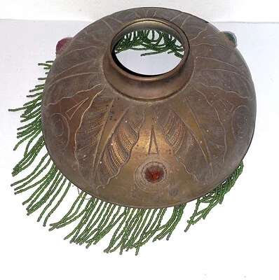 ABAT JOUR POUR LAMPE A PETROLE CABOCHONS COULEUR PERLES - Photo 1/3