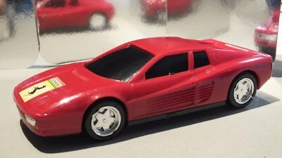 Ferrari Testarossa cm18  1/20circa con motore a retrocarica perfetto - Immagine 1 di 4