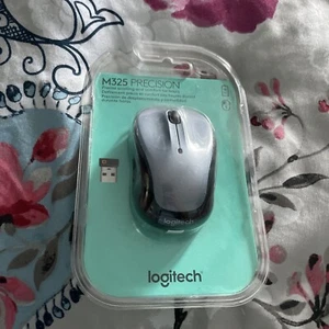 Logitech - M325 Precision Wireless Optical Ambidextrous Mouse - Light Silver - Picture 1 of 5