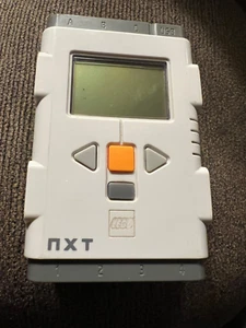 13- LEGO MINDSTORMS NXT Bricks DOESN’T POWER UP - FOR PARTS - Picture 1 of 2