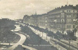 SWEDEN - MALMO REGEMENSTGATAN - 1929 - OLD PANORAMIC REAL PHOTO POSTCARD VIEW - Picture 1 of 2