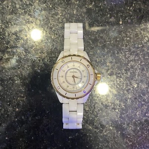 chanel watch j12 white Women - Picture 1 of 3