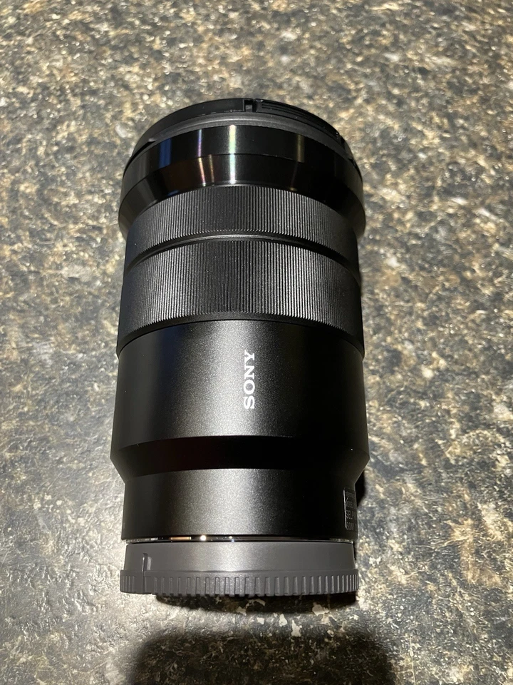 Sony E-PZ 18-105mm F/4 G OSS SELP18105G Negro Foto 1 de 4