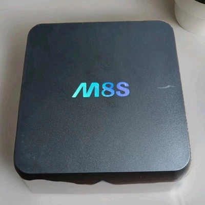 TT TV BOX ANDROID PLAYER M8S - NUR GERÄT - Bild 1 von 4