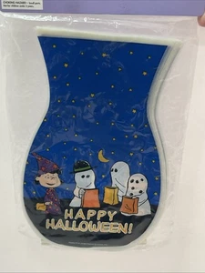 Peanuts Halloween Trick or Treat Favor Bags 2009- 20ct Cello Shaped Bags - Picture 1 of 5