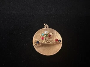 Charm carrello in oro 14 kt con pietre preziose 4,69 g - Foto 1 di 6