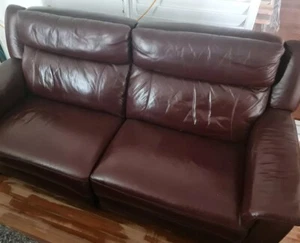 PLUSH Electric 2.5 Seat Recliner Sofa - Picture 1 of 5