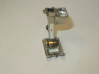 Genuine Bernina Manual Buttonhole Foot # 3 - New Style - Image 1 of 4