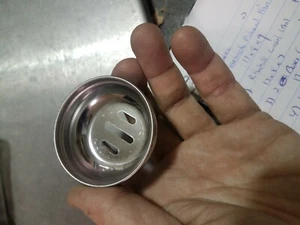 Edelstahl Schlitz Shaker Tops Käse Oregano 12 pro Packung - Bild 1 von 3