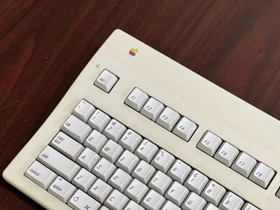 Teclado mecánico Apple M3501 | Interruptor ALPS blanco Foto 1 de 4