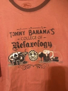 Camiseta Tommy Bahama Gráfica Mediana Colegio de Relaxología ~USADA EN EXCELENTE ESTADO~ - Imagen 1 de 4
