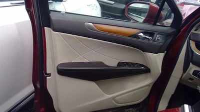 Lincoln MKC 2016 conductor delantero izquierdo panel de moldura de puerta izquierda en color tostado y marrón Foto 1 de 4