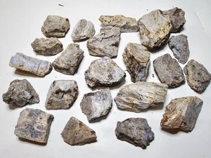 Lote de 2 libras de piedra lunar de Wisconsin - áspero para lapidario, caída - complejo Stettin WI - Imagen 1 de 9