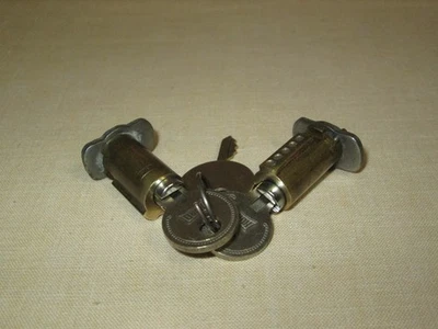 Remolque Mullins Ford 1935-1936 "sedán jorobado" bloqueo maletero cilindro y llaves, 1936-37 nuevo de lote Foto 1 de 3