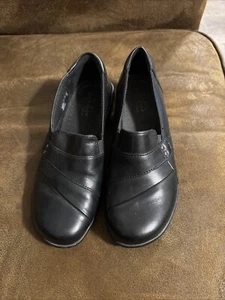 Mocasines Clarks de cuero negro con suela de cuña talla 5 1/2 - Imagen 1 de 10