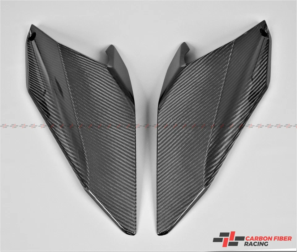 Paneles laterales superiores KTM 1290 Super Duke R 2017-2019 - 100 % fibra de carbono Foto 1 de 3