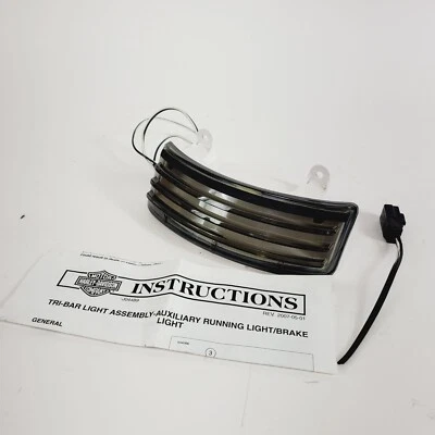 Genuine OEM Rear Tri-Bar LED Running Light - Harley Davidson Street Glide 06-09 - Image 1 of 4