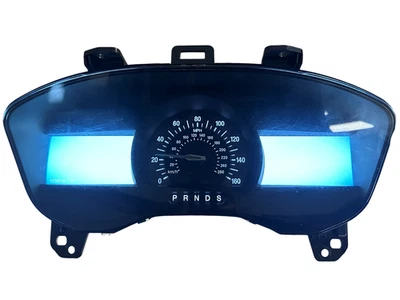 Cuadro de instrumentos velocímetro indicadores del panel de instrumentos Ford Fusion 2014 155.618 millas Foto 1 de 4