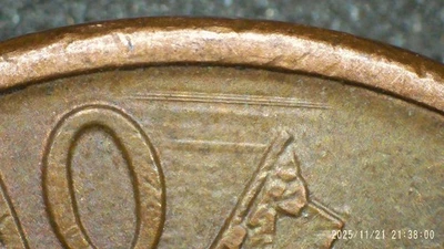 1996-P Lincoln Pennywith Die Clash.  Buy & get a free coin - Image 1 of 3