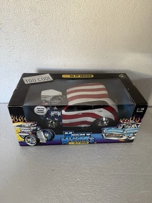 Muscle Machines 1:18 Scale Die Cast Car 2002 -  American Flag 00 PT Cruiser - Image 1 of 4
