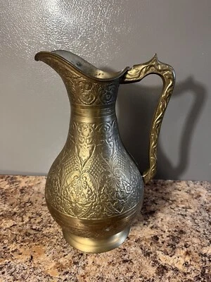 Impresionante olla de agua de latón genuina vintage grabada a mano decoración Foto 1 de 4