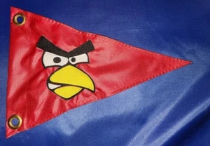 Triciclo reclinado 12"x 18" triángulo de pájaro enojado cara bandera de seguridad bicicleta - Imagen 1 de 3