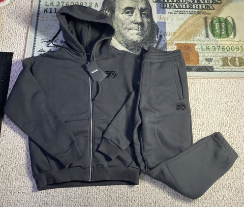 NWT Philadelphia Flyers Billie Beino Zip Up Jacket w/ Pants Men’s Medium Travel Cover