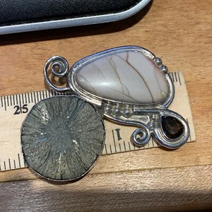 Sterling, Stein, Pyrit, Turmalin, Anstecknadel von Elysium - Bild 1 von 5