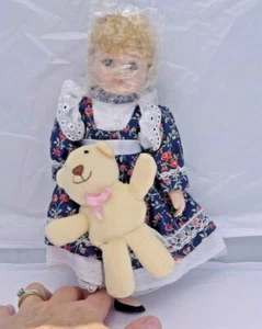Neu Goldlöckchen Porzellan Puppe Royalton Collection handgefertigtes Kostüm - Bild 1 von 12