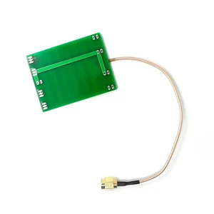 Antena 5dBi PCB UHF RFID 902-928M 5*5 cm con conector SMA - Imagen 1 de 5
