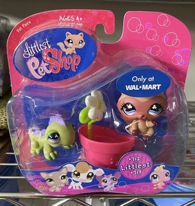 NIB Littlest Pet Shop 2008 LPS IGUANA 712 & RACCOON 713 RARE Walmart Exclusive - Picture 1 of 2