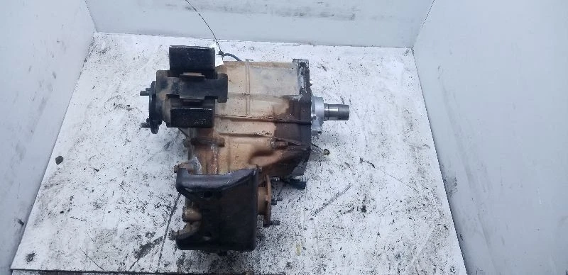 97-04 TOYOTA TACOMA 3.4L FWD AT TRANSFER CASE ASSEMBLY  - Image 1 of 4