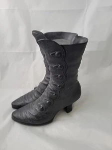 Halloween Hexenstiefel schwarz viktorianisch High Heel Schuhdekor skurriles Dekor Harz - Bild 1 von 6
