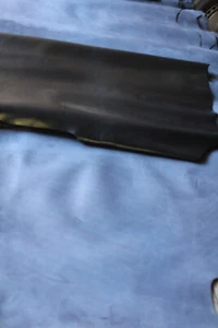 3 Pelli intere capretto nero vera pelle pellami 1mm morbido 5/6 p.q. 70x60 cm - Foto 1 di 3