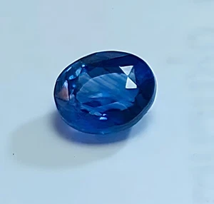 CEYLON ROYAL BLUE COLOR SAPPHIRE FROM SRI LANKA 1.55 CRTS NATURAL, EARTH MINED - Picture 1 of 8