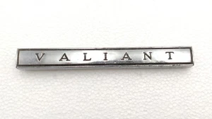 VALIANT EMBLEM CAR CLASSIC GENUINE PART METAL - Picture 1 of 7